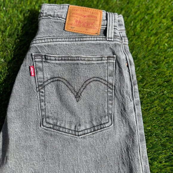 Levi's 501 Premium Crop Jeans - Straight Leg in Gray Worn in - Picture 1 of 13